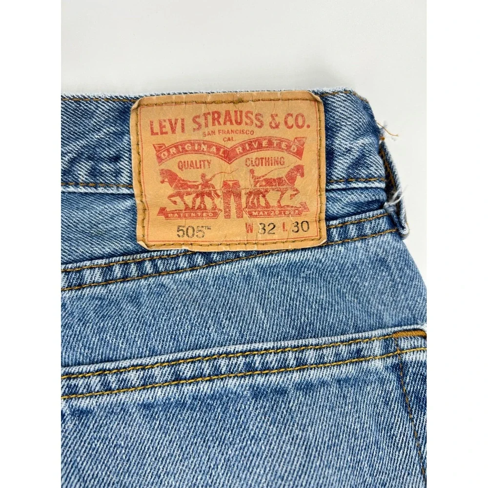 Levis levis 505